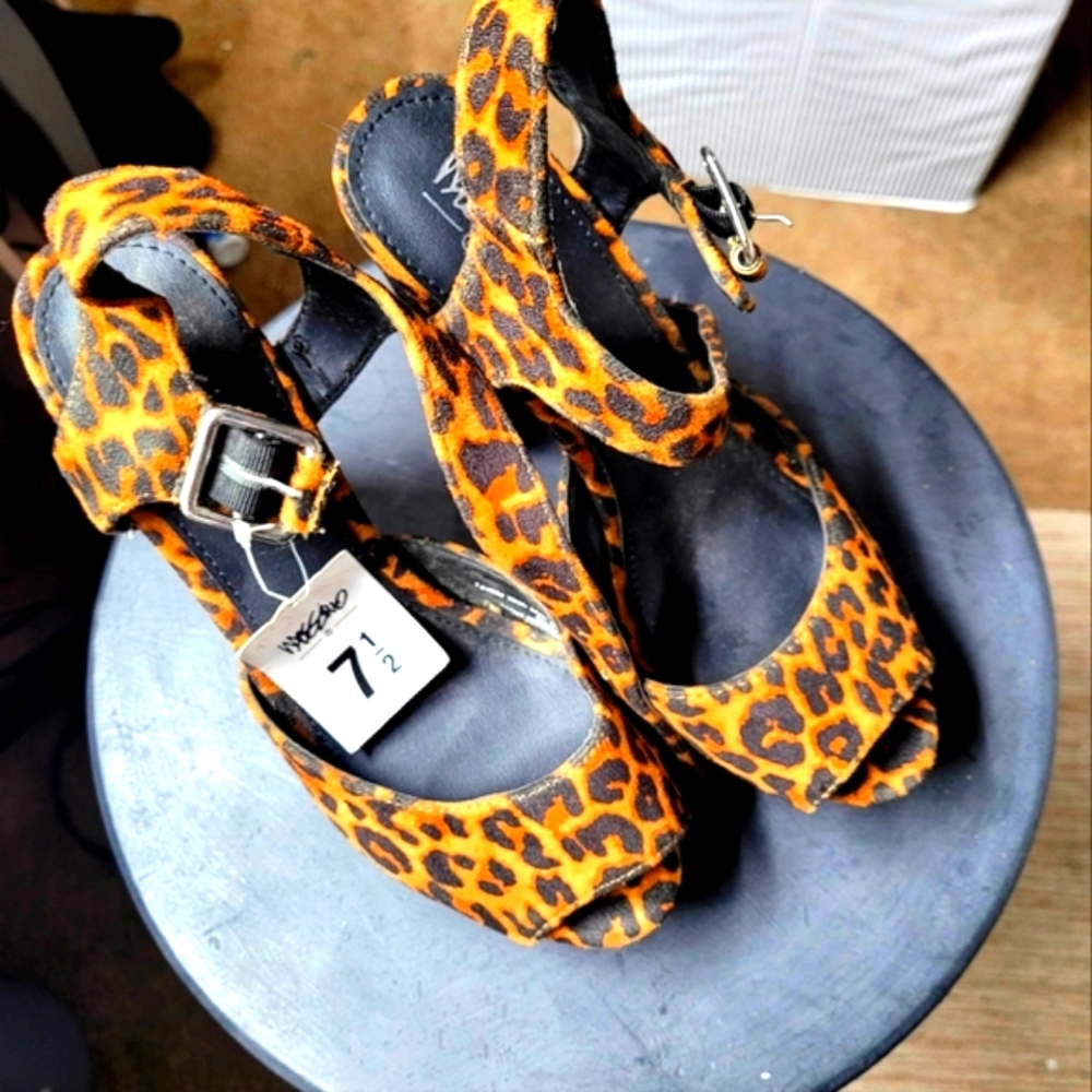 Animal print platform heels by Mossimo